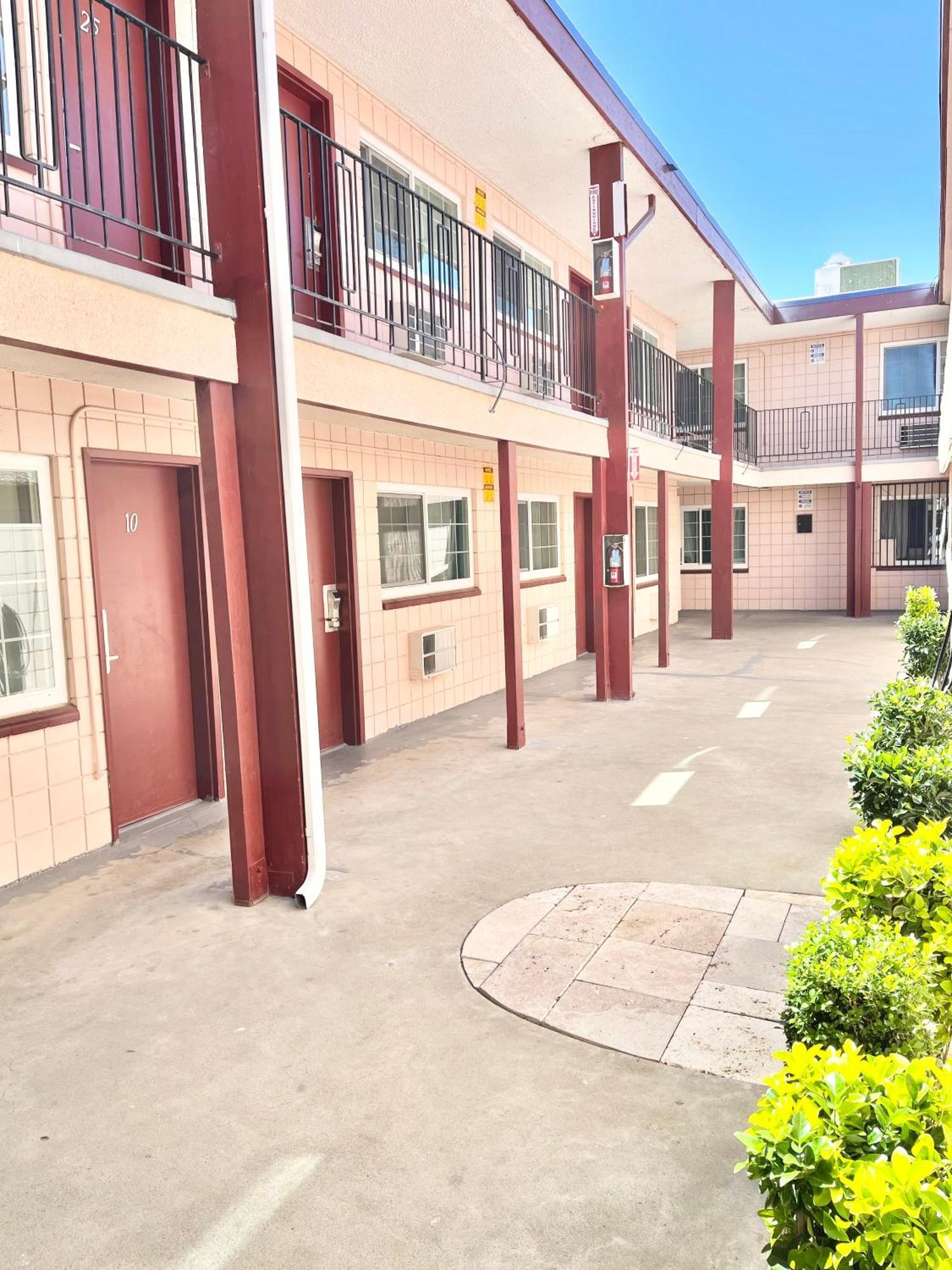 Royal Lodge Coalinga Ngoại thất bức ảnh